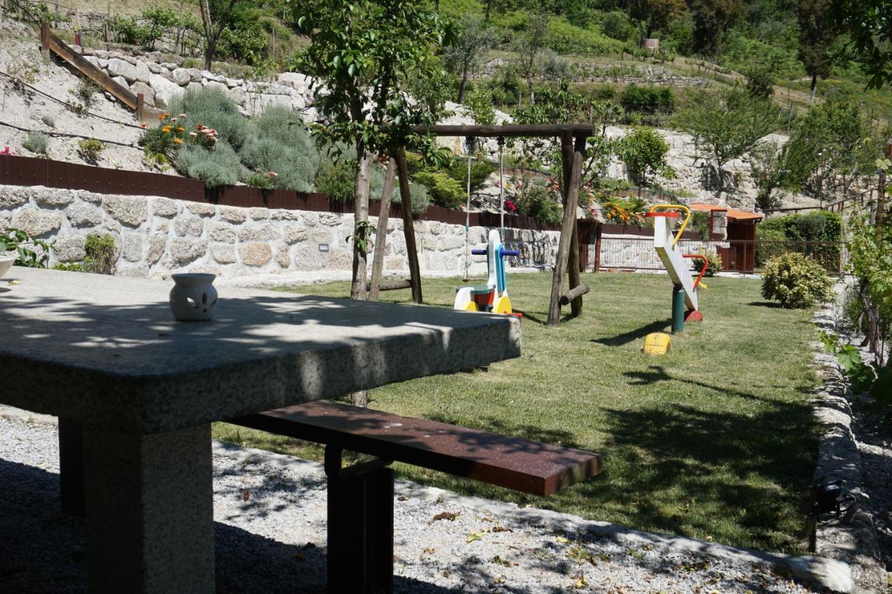 Villa Leiras Do Seixo - Casa Dos Tinos Amarante Esterno foto